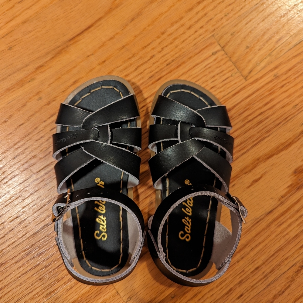 Salt Water Toddler Sandals (Black, Size 9)